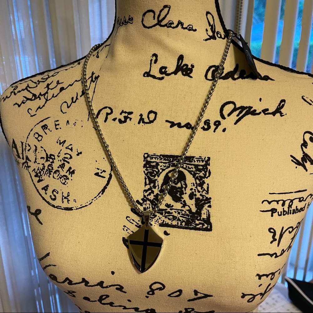 Brand New Men’s Active Faith Necklace